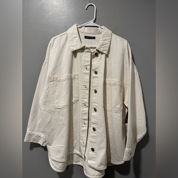 Dex Jackets & Blazers - NWT DEX Cotton Jacket in Cream Size Large